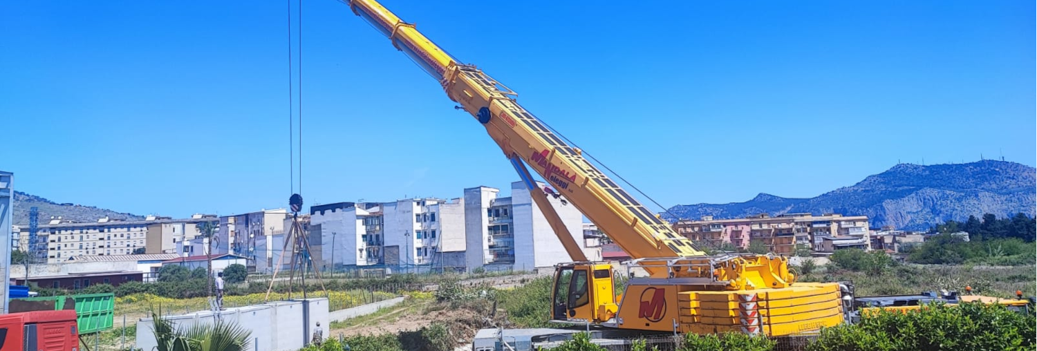 Piattaforme Aeree e Gru a Palermo: Soluzioni Efficienti per Edilizia ed Eolico